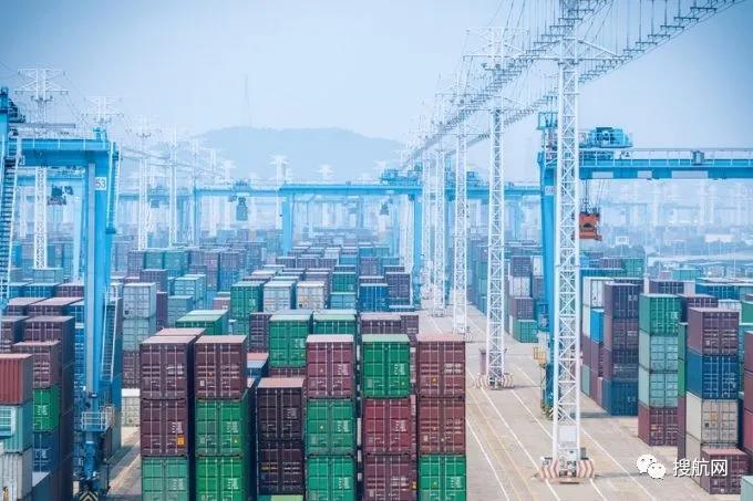 英国重要集装箱港口面对停摆；，两大港口接连暂停船公司还空箱业务