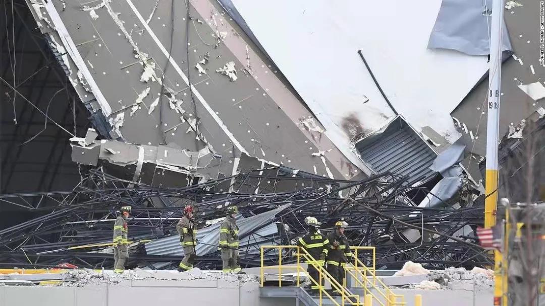 突发！超30场龙卷风袭击美国6州致上百人身亡，有亚马逊仓库大面积坍塌！